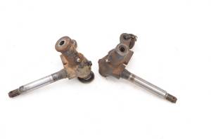 89 Yamaha Moto-4 200 Front Spindles Knuckles Left & Right YFM200DXW