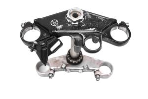 04 Yamaha YZF R6 Triple Tree Clamps