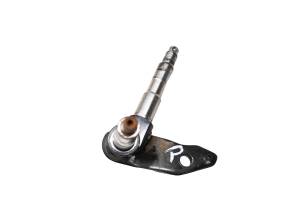 01 Polaris Sportsman 90 2x4 Front Right Spindle Knuckle