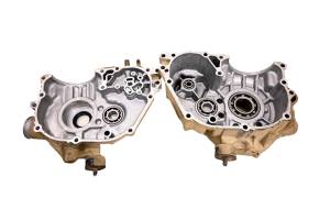 Polaris - 13 Polaris Sportsman 500 4x4 Crankcase Center Crank Case - Image 6