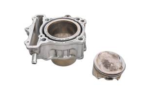 08 Suzuki SV650 Front Cylinder & Piston