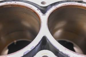 Sea-Doo - 10 Sea-Doo RXT iS 260 Crankcase Center Crank Case & Cylinders - Image 5