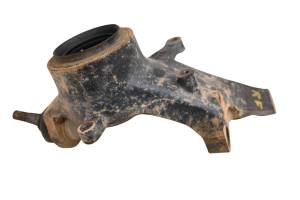 Yamaha - 16 Yamaha Wolverine 700 Front Right Spindle Knuckle YXE700 - Image 2
