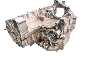 Suzuki - 03 Suzuki Katana 600 Crankcase Center Crank Case GSX600F - Image 3