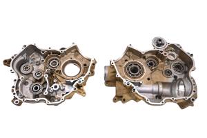 Yamaha - 04 Yamaha Grizzly 660 4x4 Crankcase Center Crank Case YFM660F - Image 6