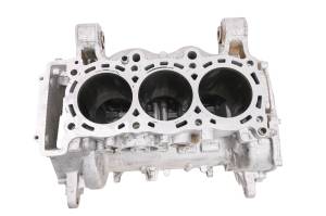 Yamaha - 16 Yamaha YXZ1000R Crankcase Center Crank Case & Cylinders - Image 2