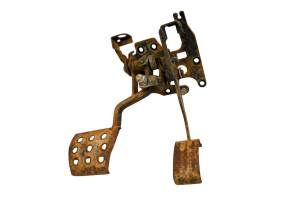 19 Kawasaki Mule PRO-DXT EPS 4x4 Gas Brake Pedal Assembly KAF1000