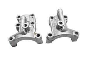 03 Yamaha YZ250F Camshaft Holder Towers