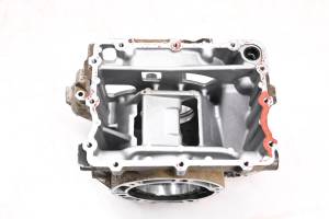 Polaris - 15 Polaris Sportsman ETX 4x4 Crankcase Center Crank Case - Image 5