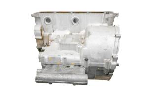 Suzuki - 11 Suzuki GSXR750 Crankcase Center Crank Case & Cylinders - Image 2