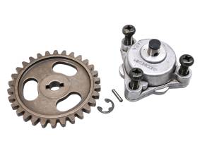 Suzuki - 95 Suzuki DR125SE Oil Pump - Image 2
