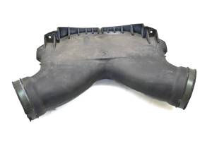 Yamaha - 06 Yamaha YZF600R Center Air Duct - Image 2