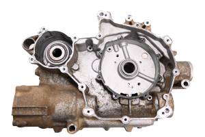 Yamaha - 06 Yamaha Bruin 350 4x4 Crankcase Center Crank Case YFM350FA - Image 1