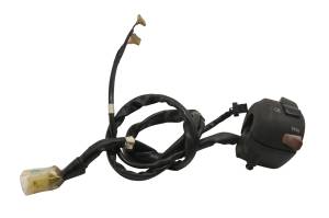 Yamaha - 15 Yamaha YZF R3 Headlight On Off Handlebar Switch - Image 2