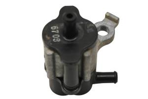 Yamaha - 17 Yamaha YXZ1000R SS Fuel Pipe Joint Valve - Image 3