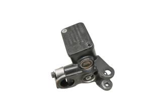 22 Yamaha Zuma 125 Front Brake Master Cylinder YW125