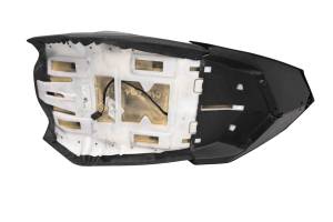 Ski-Doo - 12 Ski-Doo GSX SE 800 HO E-Tec Seat & Storage Trunk 137" - Image 3