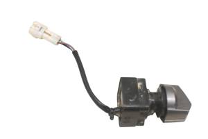 Yamaha - 16 Yamaha YXZ1000R 4Wd Switch - Image 2