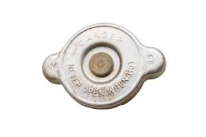 03 Polaris Predator 500 2x4 Radiator Cap