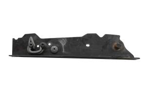 23 Polaris General XP 4 1000 Ultimate Right Tailgate Support Bracket