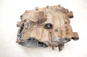 Yamaha - 01 Yamaha Kodiak 400 4x4 Crankcase Center Crank Case YFM400 - Image 2