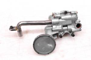 03 Yamaha RX1 Oil Pump 121"