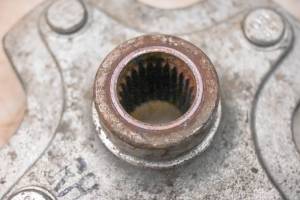 Polaris - 18 Polaris Phoenix 200 2x4 Rear Wheel Hub Left Right - Image 2