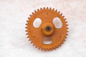 86 Yamaha Moto-4 200 Oil Pump Gear YFM200DXS