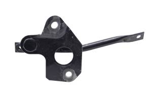 03 Yamaha Raptor 660 Front Fender Right Bracket Mount YFM660R