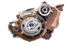 00 Polaris Trail Boss 325 2x4 Crankcase Center Crank Case