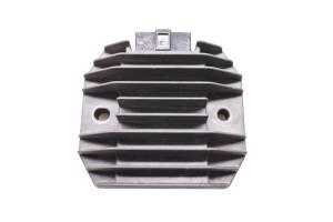Kawasaki - 20 Kawasaki KLX250 Regulator Rectifier - Image 2