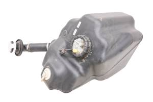 17 Polaris Slingshot SL Gas Tank & Fuel Pump