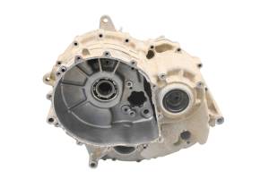 16 Yamaha YXZ1000R Transmission Transfer Gear Case Housing