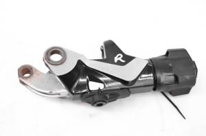 18 Ski-Doo Renegade Enduro 600 HO Front Right Runner Adjuster 137"