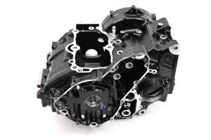 Kawasaki - 20 Kawasaki Ninja 650 ABS Crankcase Center Crank Case EX650M - Image 2