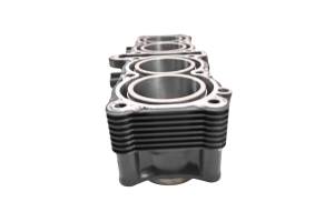 Suzuki - 96 Suzuki RF900R Cylinder - Image 4