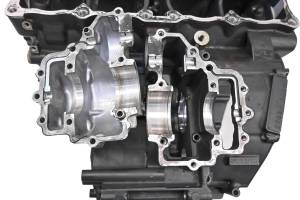 Suzuki - 96 Suzuki RF900R Crankcase Center Crank Case - Image 7