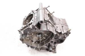 05 Suzuki SV650 Crankcase Center Crank Case