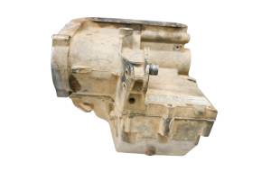 Polaris - 04 Polaris Sportsman 600 4x4 Crankcase Center Crank Case - Image 4