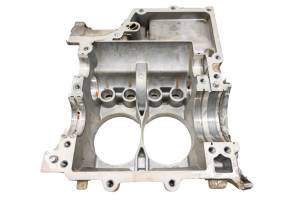 Polaris - 04 Polaris Sportsman 600 4x4 Crankcase Center Crank Case - Image 7