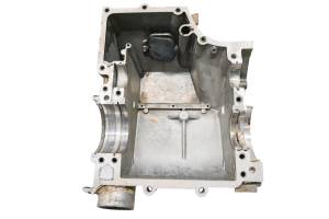 Polaris - 04 Polaris Sportsman 600 4x4 Crankcase Center Crank Case - Image 8