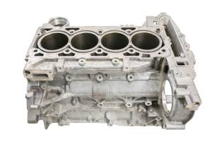 Polaris - 19 Polaris Slingshot SLR Crankcase Center Crank Case & Cylinders - Image 3