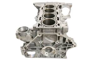 Polaris - 19 Polaris Slingshot SLR Crankcase Center Crank Case & Cylinders - Image 4