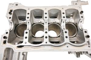 Polaris - 19 Polaris Slingshot SLR Crankcase Center Crank Case & Cylinders - Image 8