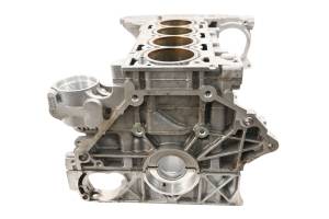 Polaris - 18 Polaris Slingshot SLR Crankcase Center Crank Case & Cylinders - Image 4