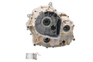 16 Yamaha YXZ1000R SE Transfer Gear Case Housing YXZ10YPSGS