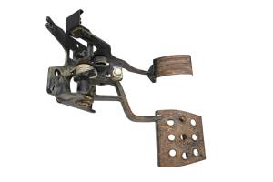 Kawasaki - 23 Kawasaki Mule PRO-DXT EPS 4x4 Gas Brake Pedal Assembly KDT1000 - Image 2