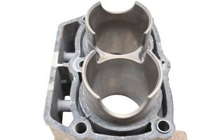 Polaris - 04 Polaris Sportsman 700 4x4 Cylinder For Parts - Image 4