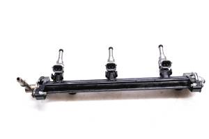 15 Yamaha SR Viper R TX LE Fuel Injector & Rail 137"