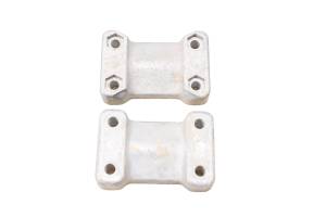 04 Polaris Sportsman 700 Handlebar Clamp
